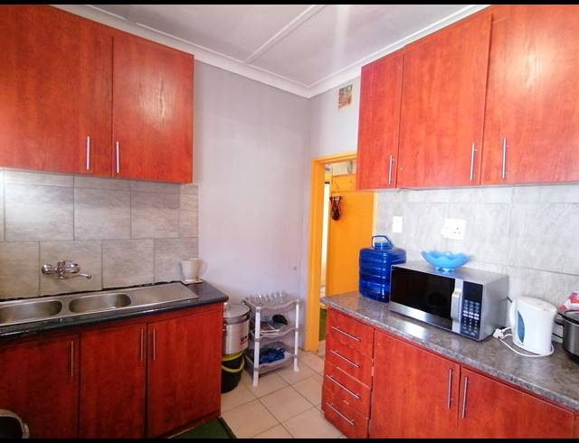 3 BEDROOM FREESTANDING SOLD IN STILFONTEIN EXT 1